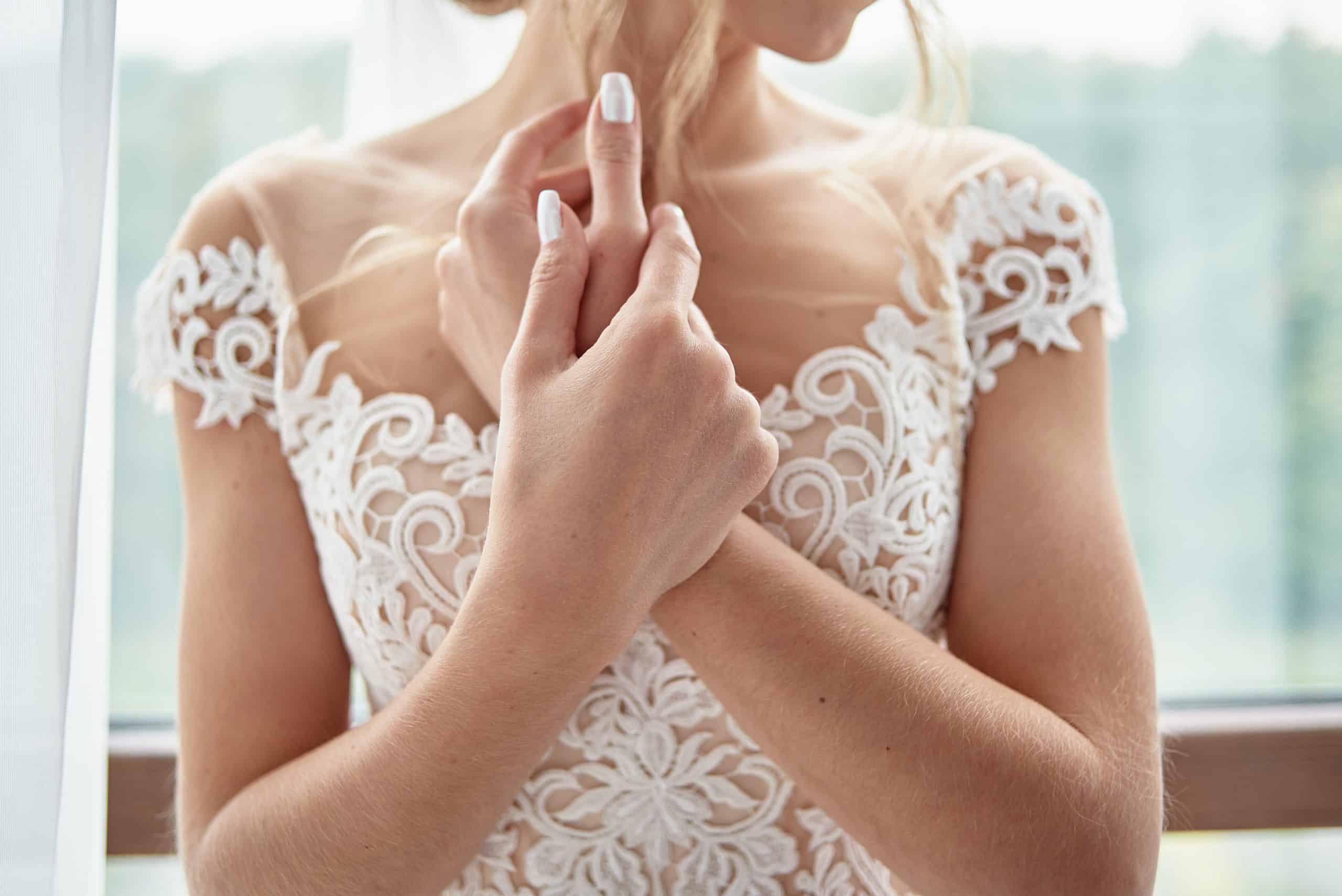 Manicure ślubny – najmodniejsze inspiracje