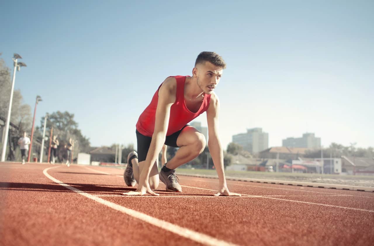 Regeneracja mięśni po treningu: Najlepsze strategie dla sportowców